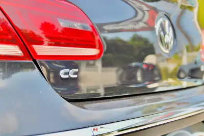 Volkswagen Passat CC 2012 - 16700 EUR, 140000 km - AUTO.MOTO.pt - 140000km - foto 10 de 40