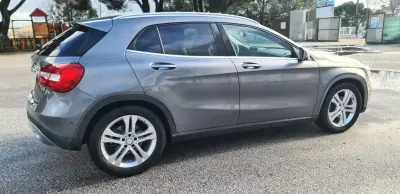 Mercedes-Benz A 180 2014 - 17900 EUR, 123000 km - AUTO.MOTO.pt - 123000km - foto 4 de 12