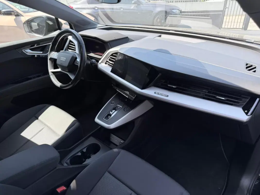Audi Q4 e-tron 2022 - 36000 EUR, 57000 km - AUTO.MOTO.pt - 57000km - foto 9 de 9