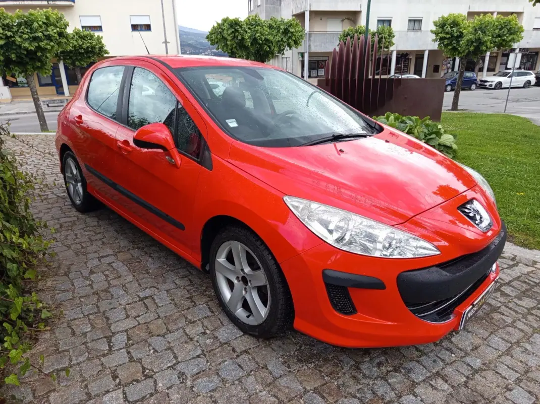 Peugeot 308 2008 - 5490 EUR, 211476 km - AUTO.MOTO.pt - 211476km - foto 3 de 10