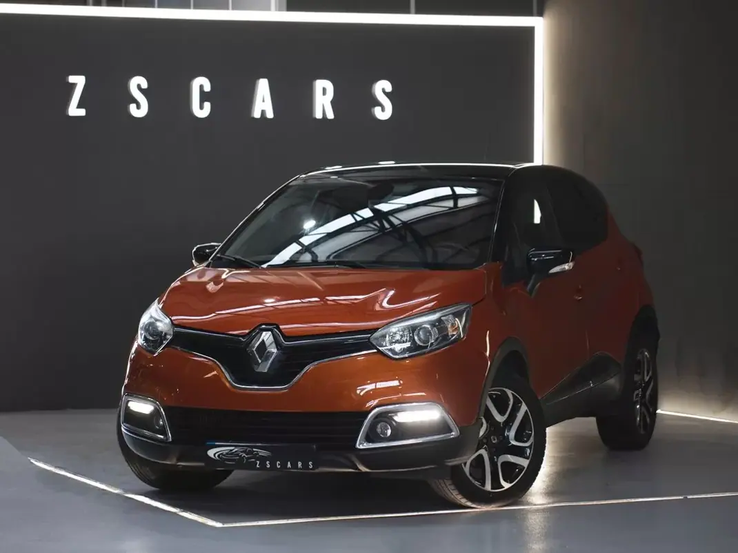 Renault Captur 2016 - 10990 EUR, 135642 km - AUTO.MOTO.pt - 135642km - foto 1 de 19