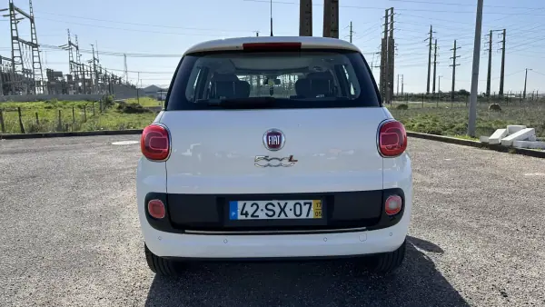 Fiat 500L 2017 - 11900 EUR, 160000 km - AUTO.MOTO.pt - 160000km - foto 8 de 14