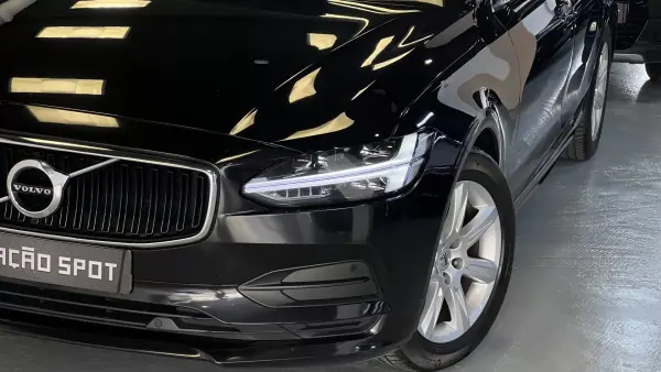 Volvo V90 2018 - 27490 EUR, 160000 km - AUTO.MOTO.pt - 160000km - foto 25 de 53