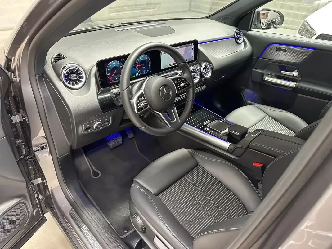 Mercedes-Benz GLA 250 2022 - 34950 EUR, 15821 km - AUTO.MOTO.pt - 15821km - foto 9 de 47
