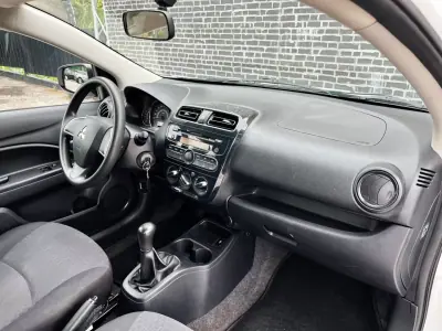 Mitsubishi Space Star 2019 - 11250 EUR, 124000 km - 124000km - foto 2 de 14