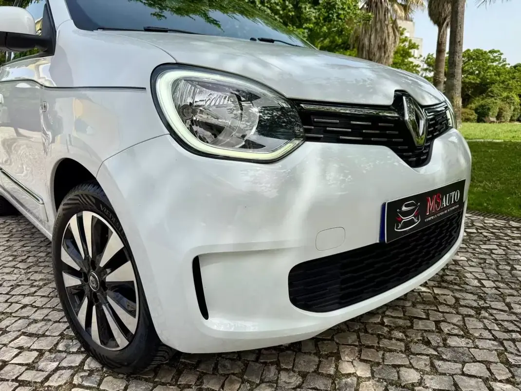 Renault Twingo 2021 - 9890 EUR, 158900 km - AUTO.MOTO.pt - 158900km - foto 25 de 33