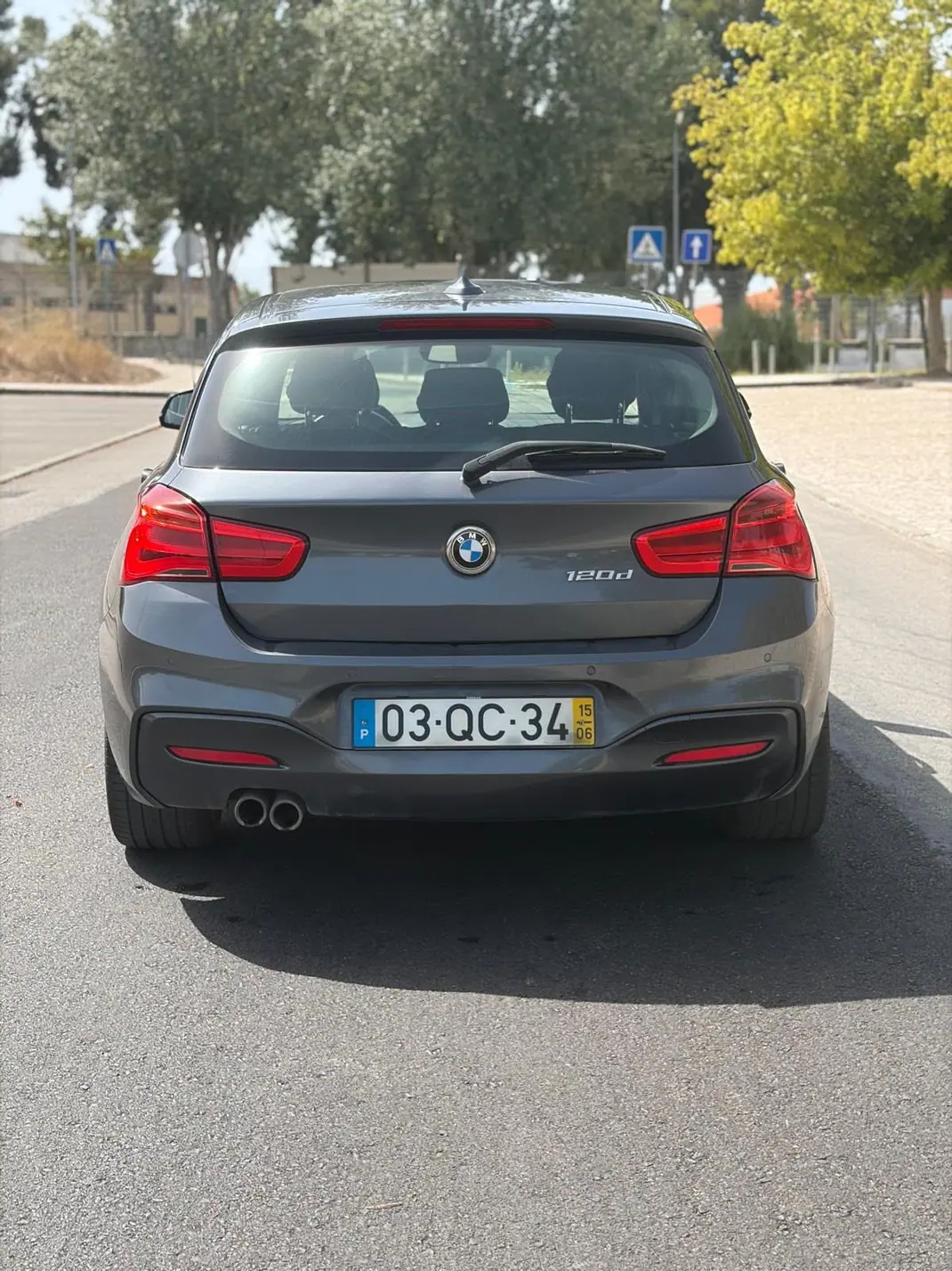 BMW 120 2015 - 16780 EUR, 193000 km - 193000km - foto 4 de 6