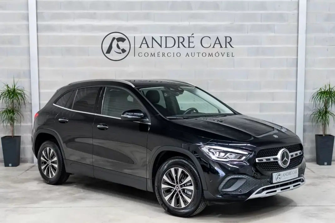 Mercedes-Benz GLA 250 2022 - 32450 EUR, 49303 km - AUTO.MOTO.pt - 49303km - foto 2 de 55