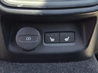 Polestar 2 2023 - 29990 EUR, 59608 km - AUTO.MOTO.pt - 59608km - foto 35 de 46