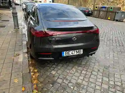 Mercedes-Benz EQE 2023 - 48000 EUR, 61600 km - AUTO.MOTO.pt - 61600km - foto 3 de 3
