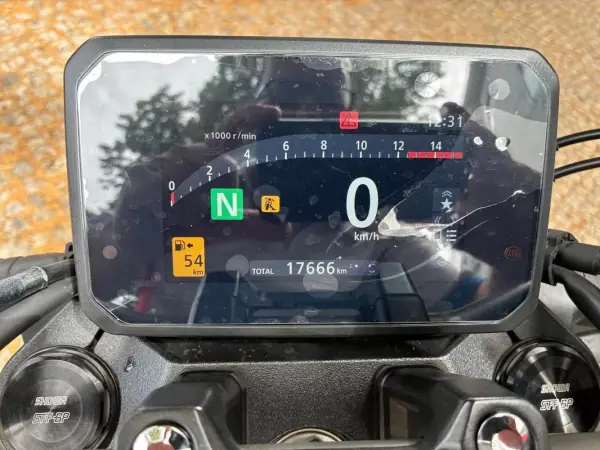 Honda CB 1100 2024 - 7550 EUR, 17666 km - AUTO.MOTO.pt - 17666km - foto 4 de 13