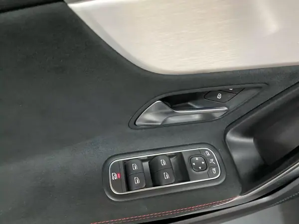 Mercedes-Benz A 45 AMG 2023 - 64950 EUR, 62814 km - AUTO.MOTO.pt - 62814km - foto 17 de 20