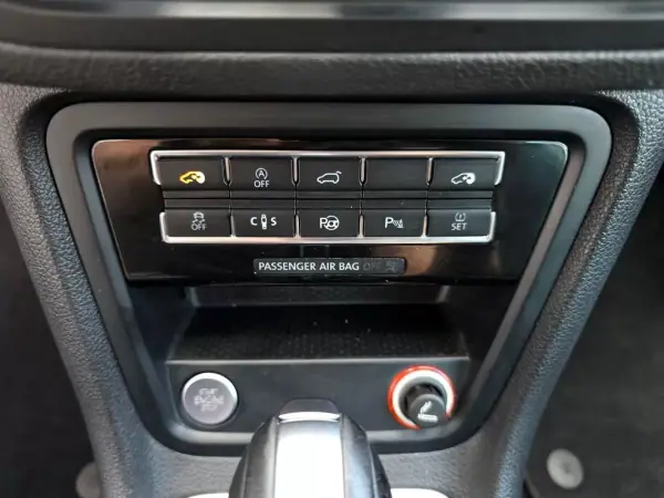 Volkswagen Sharan 2019 - 29700 EUR, 115600 km - AUTO.MOTO.pt - 115600km - foto 23 de 52