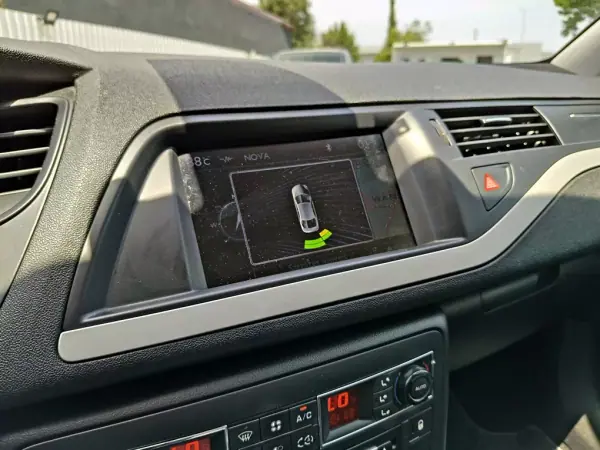 Citroën C5 Tourer 2013 - 6490 EUR, 287350 km - AUTO.MOTO.pt - 287350km - foto 17 de 31
