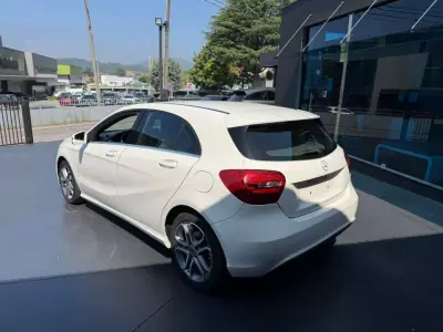 Mercedes-Benz A 180 2017 - 17900 EUR, 145000 km - AUTO.MOTO.pt - 145000km - foto 5 de 14