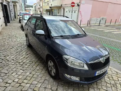 Skoda Fabia Break 2012 - 6000 EUR, 165296 km - AUTO.MOTO.pt - 165296km - foto 3 de 18