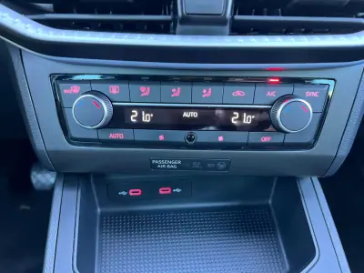 SEAT Ibiza 2025 - 19750 EUR, 19500 km - AUTO.MOTO.pt - 19500km - foto 17 de 22