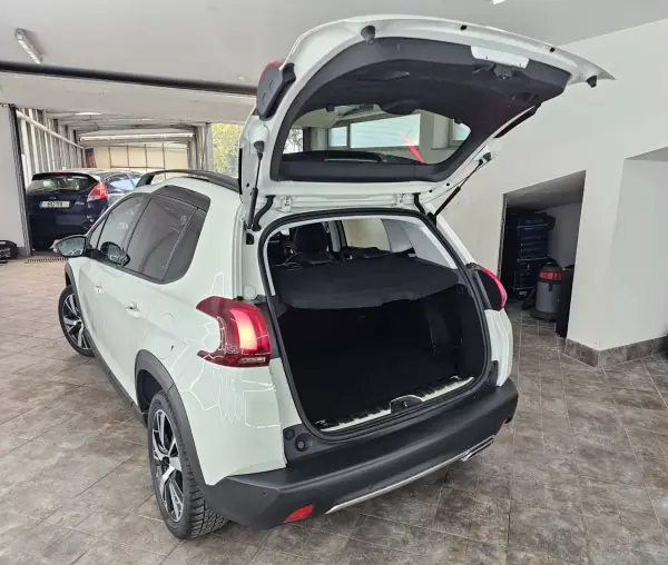 Peugeot 2008 2019 - 12850 EUR, 138694 km - AUTO.MOTO.pt - 138694km - foto 35 de 35