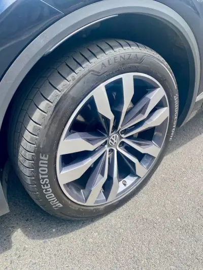 Volkswagen Touareg 2019 - 47500 EUR, 111935 km - AUTO.MOTO.pt - 111935km - foto 6 de 25