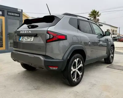 Dacia Duster 2025 - 23990 EUR, 12000 km - AUTO.MOTO.pt - 12000km - foto 14 de 42