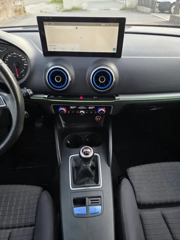 Audi A3 2013 - 12990 EUR, 203000 km - 203000km - foto 21 de 37