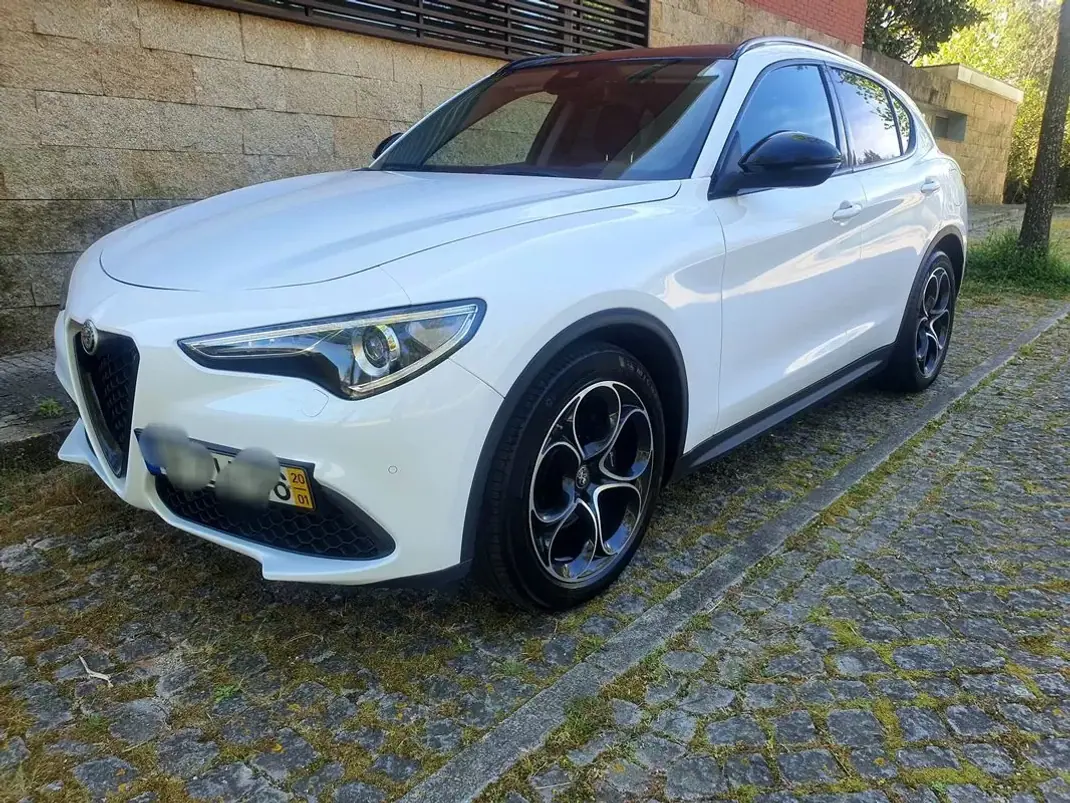 Alfa Romeo Stelvio 2020 - 28500 EUR, 47900 km - 47900km - foto 18 de 28