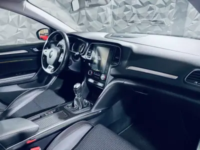 Renault Mégane Sport Tourer 2018 - 15990 EUR, 148529 km - 148529km - foto 25 de 36