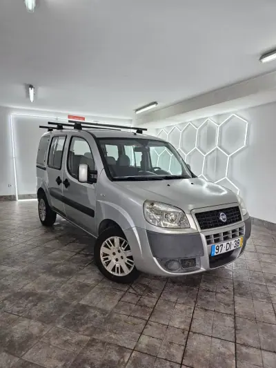 Fiat Doblo 2007 - 6650 EUR, 247999 km - AUTO.MOTO.pt - 247999km - foto 2 de 25