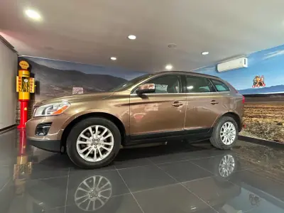Volvo XC 60 2009 - 234215km