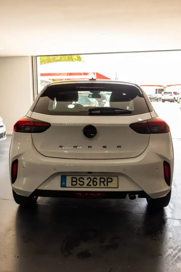 Opel Corsa 2025 - 18000 EUR, 20800 km - 20800km - foto 3 de 11