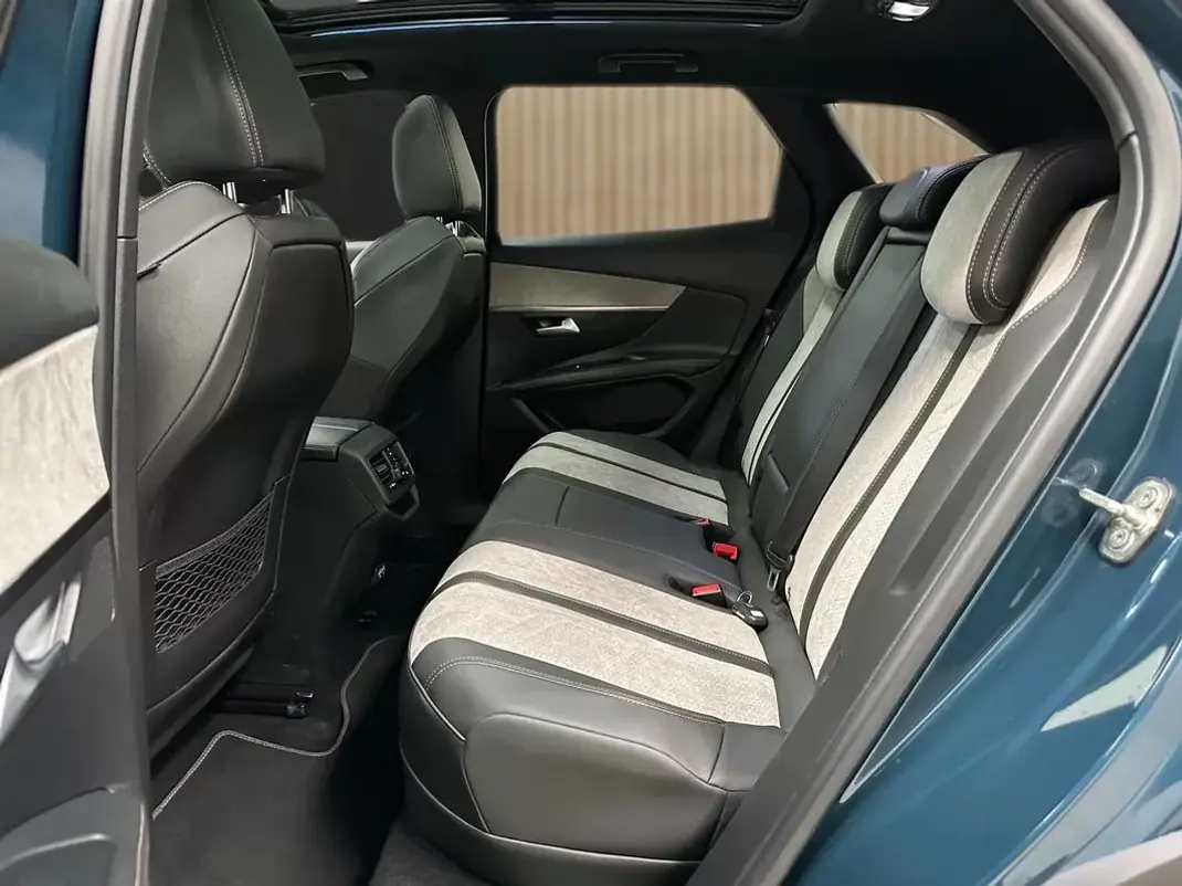 Peugeot 3008 2021 - 28800 EUR, 58000 km - AUTO.MOTO.pt - 58000km - foto 11 de 20