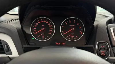 BMW 218 2016 - 19490 EUR, 108715 km - AUTO.MOTO.pt - 108715km - foto 14 de 35