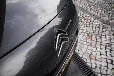 Citroën C4 Cactus 2016 - 10550 EUR, 98640 km - AUTO.MOTO.pt - 98640km - foto 9 de 42