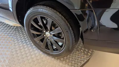 Volvo XC 90 2016 - 27900 EUR, 185393 km - AUTO.MOTO.pt - 185393km - foto 33 de 58