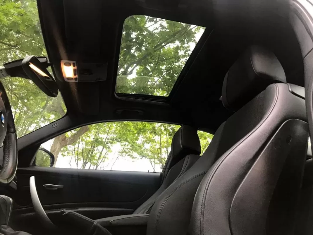 BMW 120 2010 - 16950 EUR, 96781 km - AUTO.MOTO.pt - 96781km - foto 6 de 10