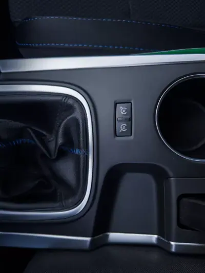 Renault Mégane Sport Tourer 2016 - 13990 EUR, 163000 km - AUTO.MOTO.pt - 163000km - foto 42 de 47