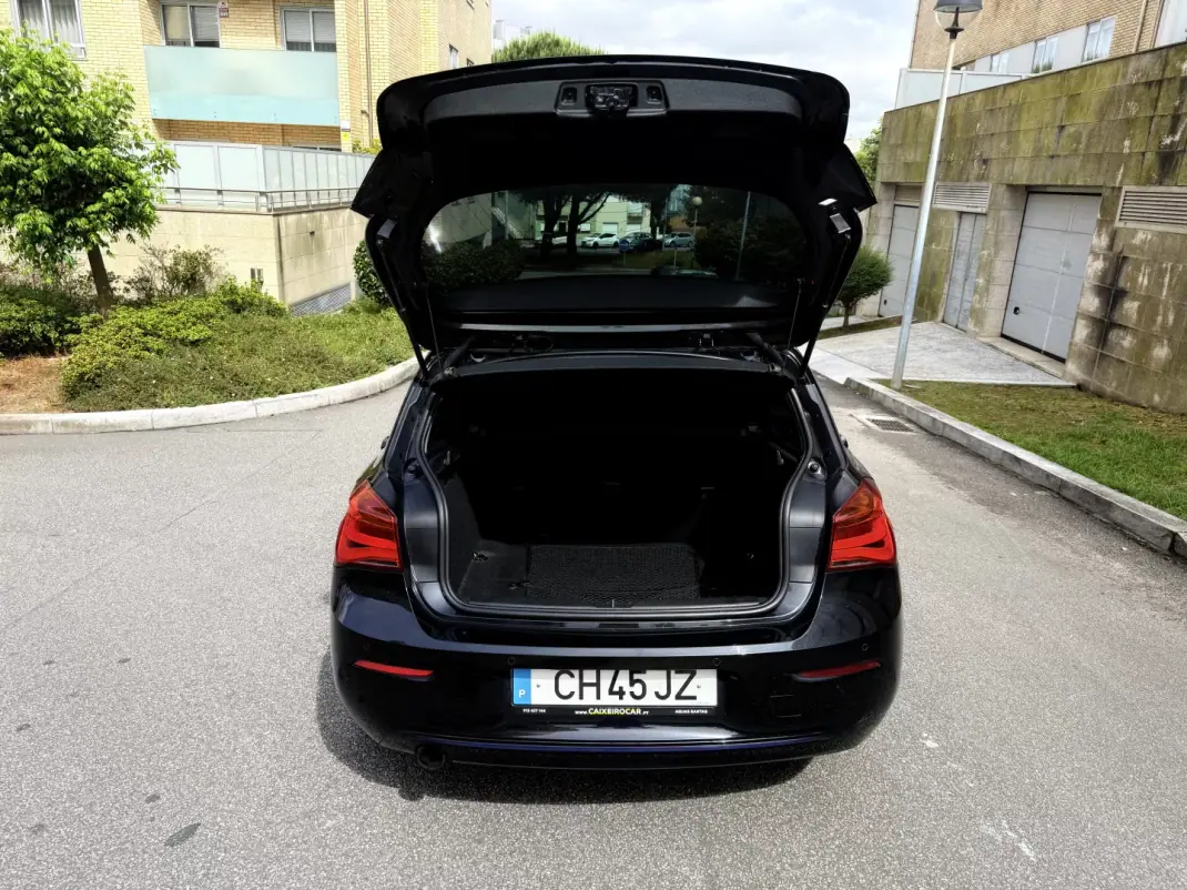 BMW 116 2016 - 11750 EUR, 180000 km - AUTO.MOTO.pt - 180000km - foto 8 de 15