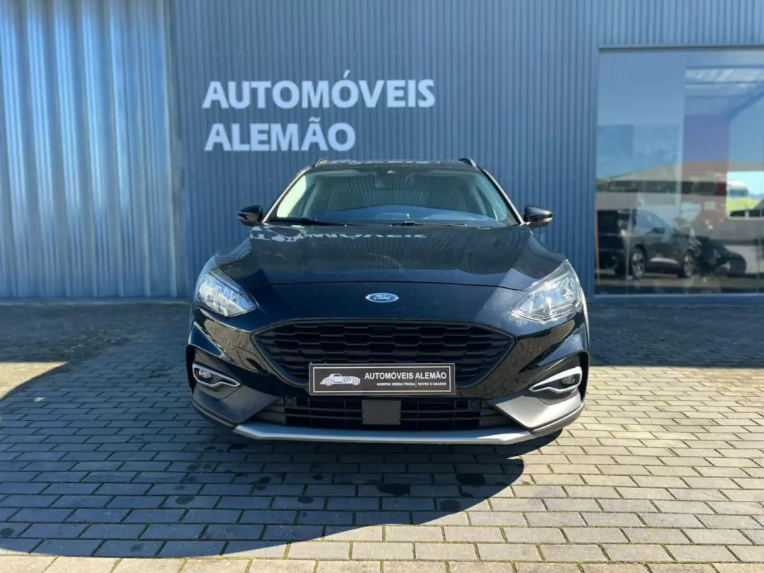 Ford Focus SW 2019 - 15950 EUR, 94634 km - AUTO.MOTO.pt - 94634km - foto 2 de 19