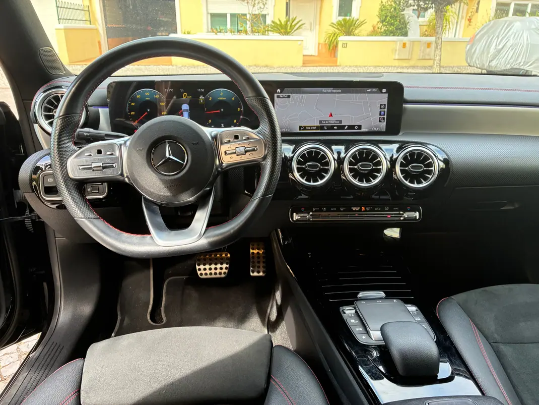 Mercedes-Benz CLA 180 2022 - 27500 EUR, 89000 km - 89000km - foto 8 de 8