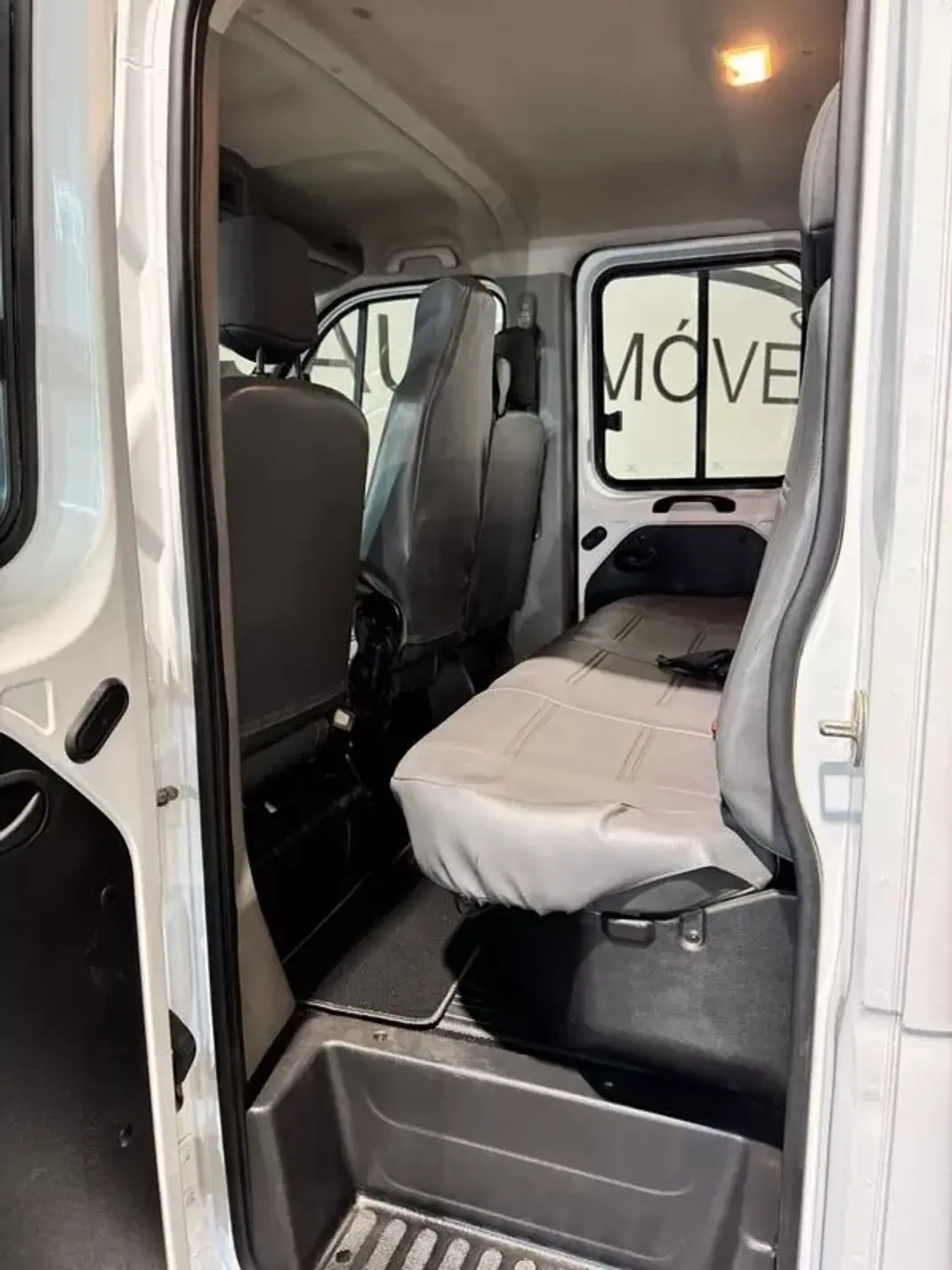 Renault Master 2019 - 18490 EUR, 264950 km - 264950km - foto 9 de 38