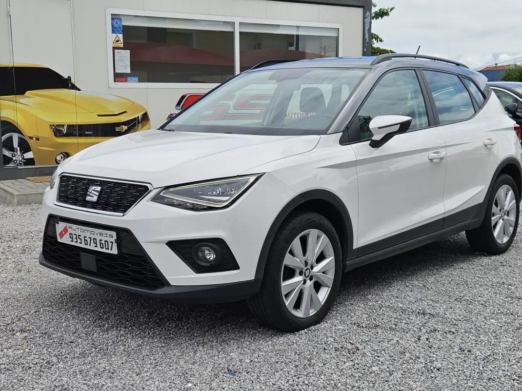 SEAT Arona 2018 - 15500 EUR, 115150 km - AUTO.MOTO.pt - 115150km - foto 1 de 51