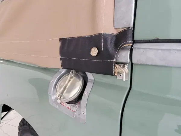 Land Rover Serie III 1973 - 35000 EUR, 87484 km - AUTO.MOTO.pt - 87484km - foto 18 de 47