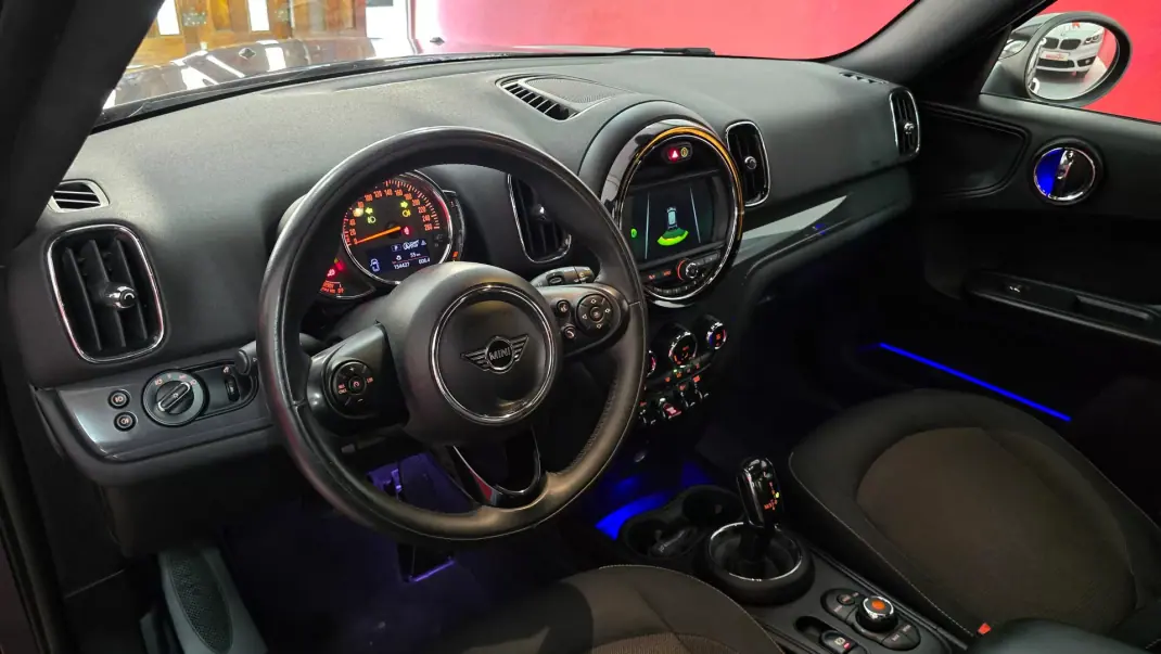 MINI Countryman 2019 - 18990 EUR, 154427 km - 154427km - foto 22 de 68