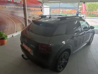 Citroën C4 Cactus 2015 - 14800 EUR, 158000 km - AUTO.MOTO.pt - 158000km - foto 3 de 19