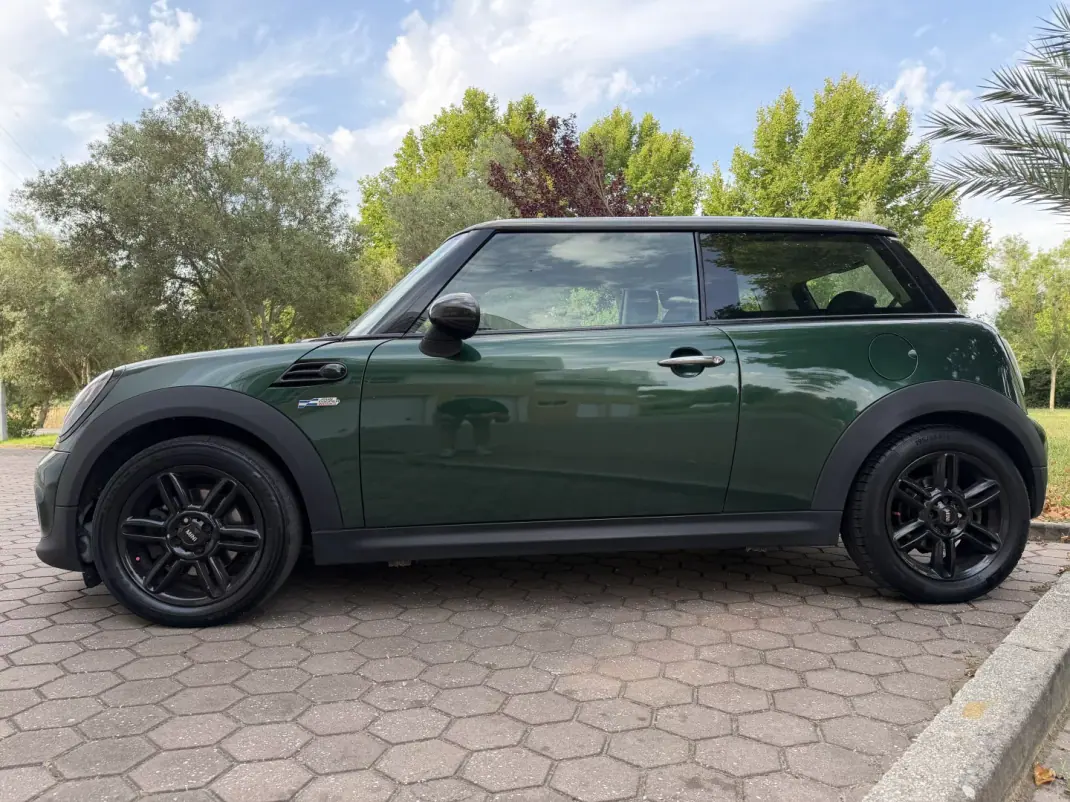MINI 3 Portas 2011 - 7965 EUR, 258000 km - 258000km - foto 5 de 34