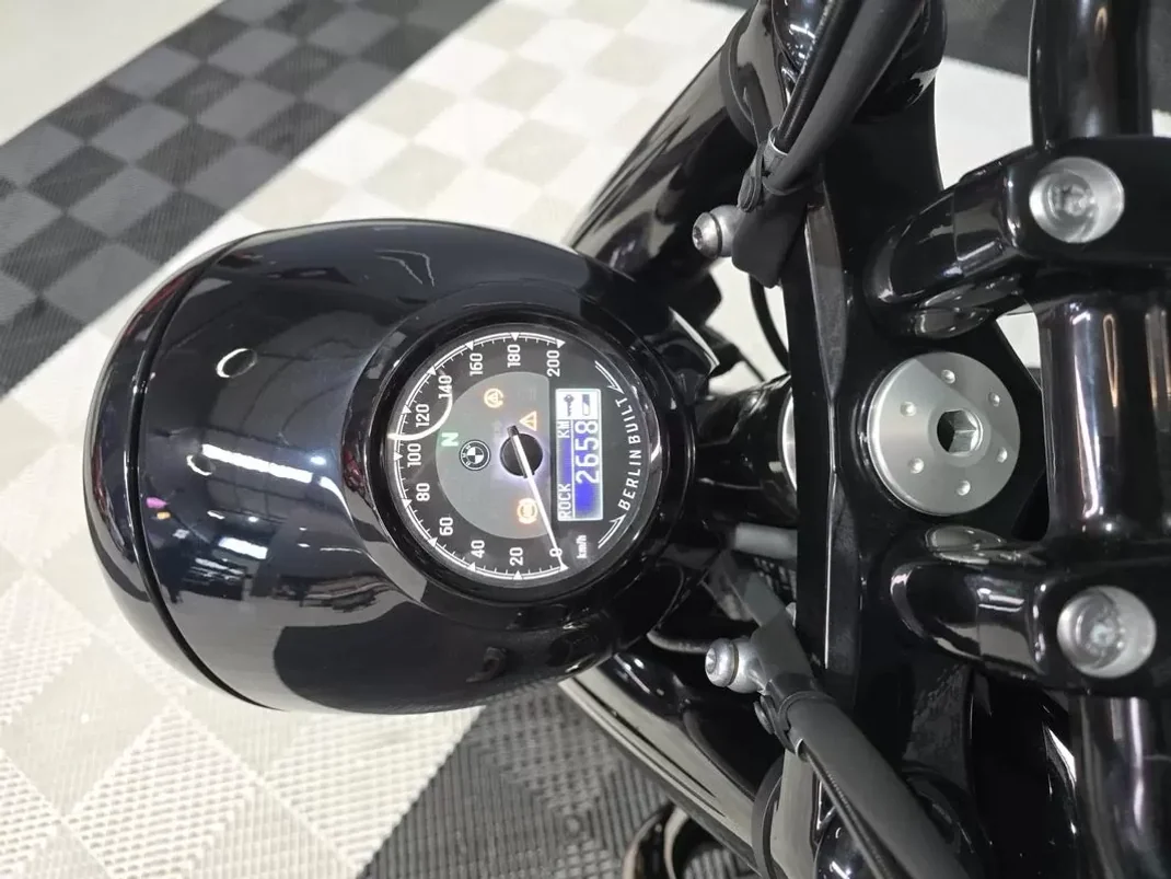 BMW R 18 Roctane 2023 - 22999 EUR, 2500 km - AUTO.MOTO.pt - 2500km - foto 13 de 17