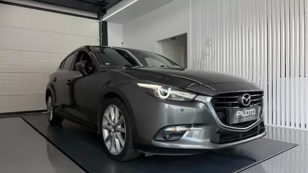 Mazda 3 2017 - 10490 EUR, 162840 km - AUTO.MOTO.pt - 162840km - foto 6 de 28