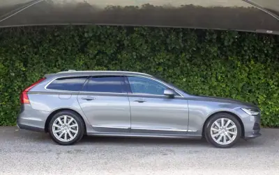 Volvo V90 2019 - 27900 EUR, 134000 km - AUTO.MOTO.pt - 134000km - foto 6 de 18