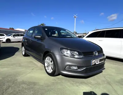 Volkswagen Polo 2017 - 12990 EUR, 99650 km - AUTO.MOTO.pt - 99650km - foto 3 de 14