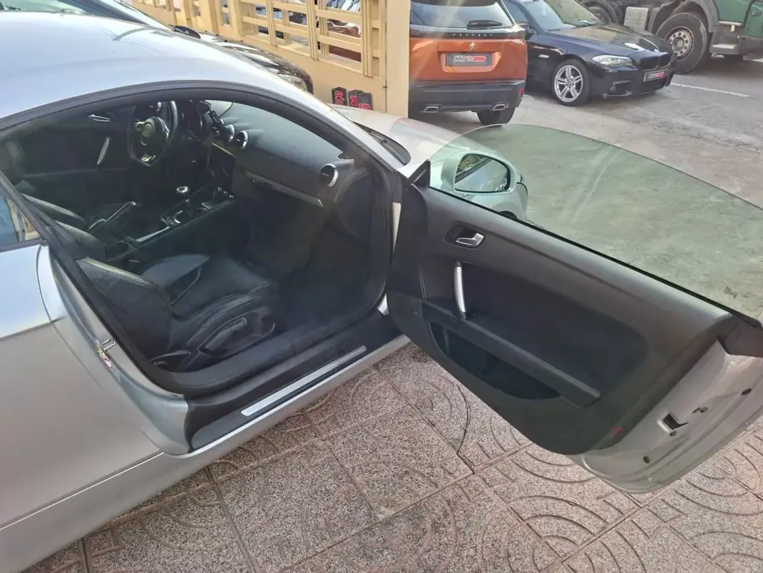 Audi TT Coupé 2006 - 12500 EUR, 260000 km - 260000km - foto 22 de 30